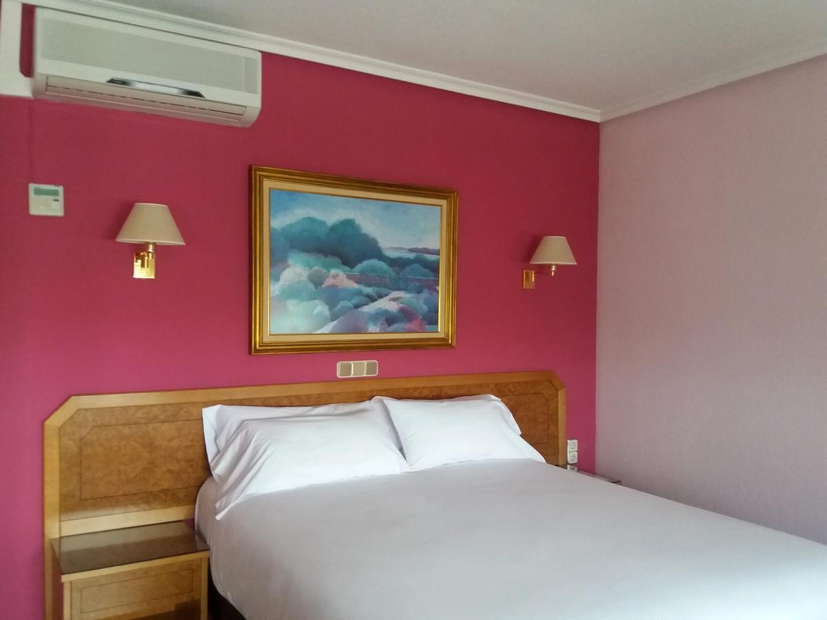 Hotel Don Carmelo Авила Экстерьер фото